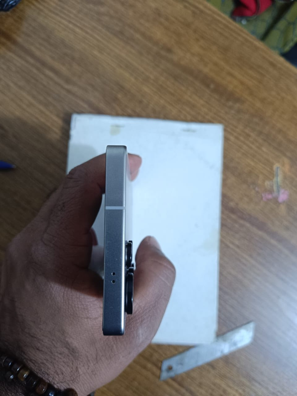 السلام عليكم سامسونك اس 25 الترا وكالة وضمان عين الفهد الجهاز جديد صارله 10 اياممم من انفتح من الكارتونه حته برامج ممنزلين بيي ذاكرة 256
المكان بغداد السعر 1400 وبي مجال موجود واتسب ***********
