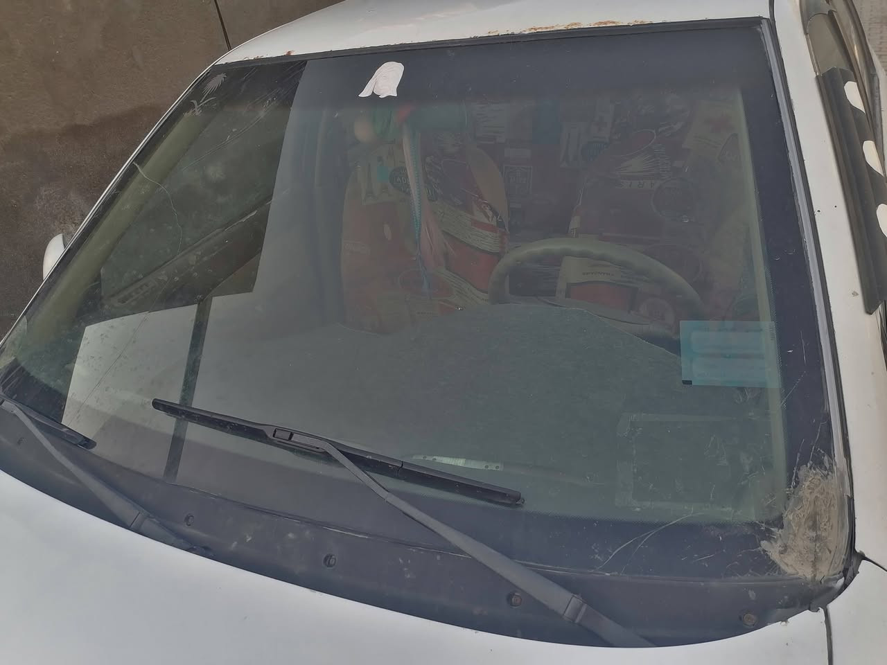 سلام عليكم للبيع موديل 93 رقم نجف الكليزي هزه جديده مثل ماموضح بالصوره امامكم كير عادي السعر 24وشريا يتصل وبي خير ودلل قضاء الرميثئ ***********
