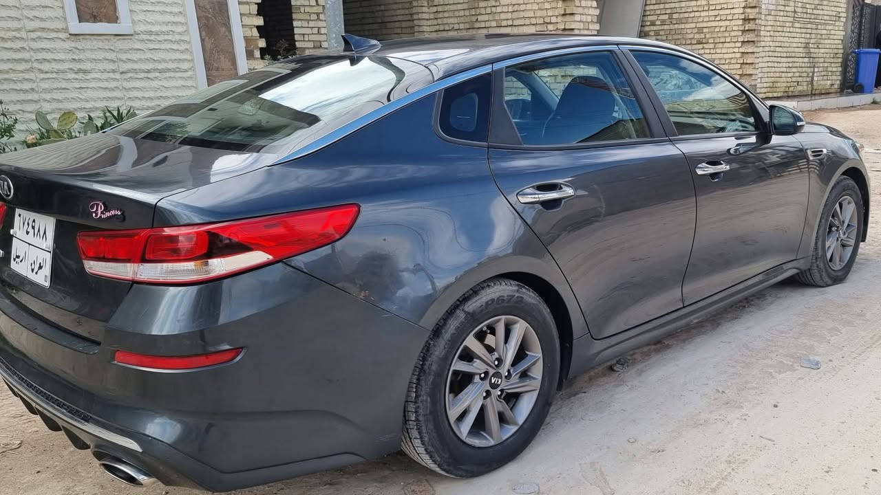 کیا اوبتما 2020 وارد امريكي بدون حادث (سرقة الدعاميات واللايتات والرادار الخلفي)  رقم اربيل
الكير والمحرك سليمات - محرك 2400 

المواصفات FE :

. حساسات خلفية
. رادار خلفي و امامي
. نقطة عمياء
. كاميرا دواره
. قيادة ذاتية
. تحديد مسار
. بريك ذاتي عند الاقتراب من السيارات
. تحكم ستيرن جهتين
. شاشة كبيرة بنظام خرائط
. شاشة أعطال
. إشارات بالمرايات
. كار بلي و اندرويد اوتو
. حساس ضغط الإطارات
. أنظمة قيادة عادي • سبورت • إيكو
. مانع انزلاق
. مثبت سرعة
. تاير سبير كبير (مو صغير)

 بانزين كله محسّن ودهن ادينول
ماشية 72 الف ميل
بيه طخات خفيفة راجعة بارد بدون كص البطانة بالجاملغين الخلفيات واكو طخة خفيفة بالجاملغ الصدر والباب ورة السايق بيه بارد بامريكا وخشم البنيد بالطرف مطخوخة بالتنزيل من الحاوية...كلهن موضحات بالصور وتجي تشوفهن

مكاني بغداد - الدورة او الجادرية ، للإستفسار أكثر التواصل على الرقم ***********
