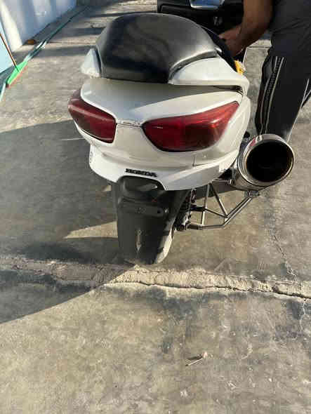 سلام عليكم
فورزه 0.8 لون ابيض صدفي دراجة خير من الله مناقصها كلشي بس ربط فيشت الكير العادي لان موقفينه احنه مكينه ممفتوحه دراجة جاهزه مابيها نقص 
عنوان ديالى شهربان ***********
سعر 850
