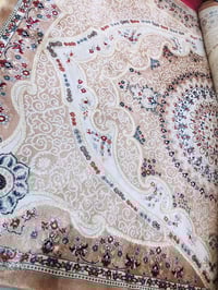 عندي زوالي نظيفة للبيع قياس ٣*٤وقياس ٢.٥*٣.٥ وكاربت زولية قياس ٣.٩٠*٢ ...