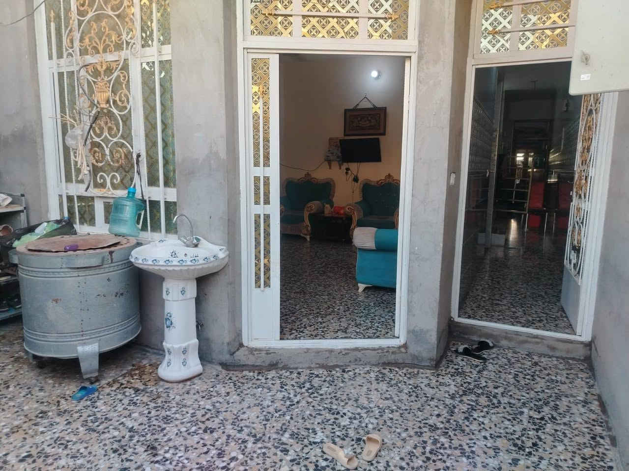 السلام عليكم 
مشتمل اللبيع بل راجديه قريب حسينيه مختار منطقه 7 نيسان زراعي سند 25 مساحه 104واجهه 4075نزال 20
بناء 2022 طرمه استقبال حولي خدمات غرفتين جوه مناسب مناسب 
الهاتف *********** ابو ريحانه
