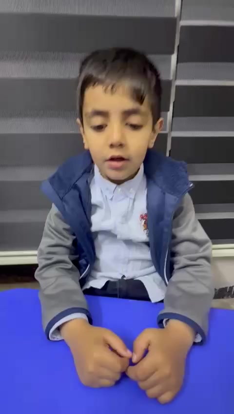 #الانسانية_شي_حلو❤️
#طفلي_يستحق_الافضل💚
#مركزنه_هو_النشاط_الحب😘

مركز البيارق التخصصي لرعاية التوحد وصعوبات النطق والتعلم💛💚
تدريب وتقييم اطفال التوحد - تعديل السلوك
جلسات نطق وتخاطب - تنمية مهارات
علاج وظيفي - بطيء التعلم💯

#حي_الخضراء_شارع_جامع_الشهدين_مقابل
#_روضة_البيارق_☎️*********** 💚💛
