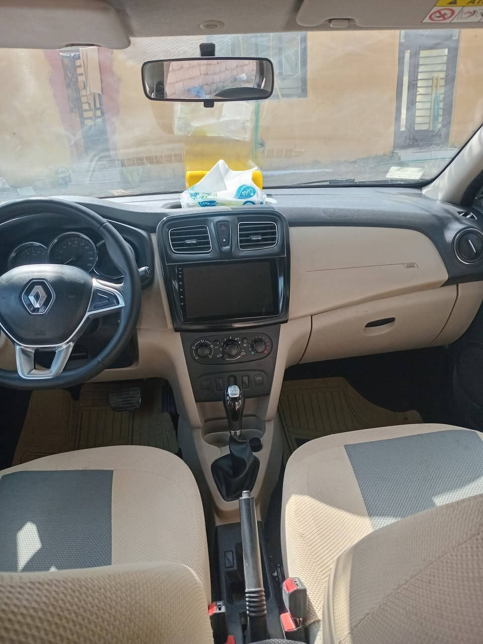 رينو سمبل موديل 2020 رقم بابل سياره بس جاملق بيه بارد مطلوبه راح تنفك المكان كربلاء الحر  السعر 87.      ***********
