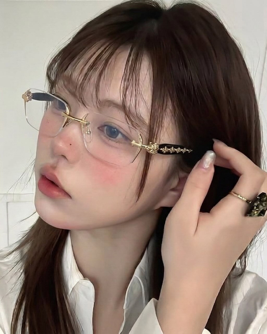 .

نظارة كروم هارتس ذهبي
Chrome Hearts Gold Sunglasses 🕶️✨

كواليتي جيد جداً💯
حماية من أشعة المبايل 
نسائي رجالي👩🏼‍🦱🧑🏼‍🦱 
 
السعر :6,750 ألف فقط🔥
____
__

متـاجرنا 👇
@stray_store1
@stray_accessorie
@stray_vintages
@stray_suits
@mars_librar.y 
@stray_stationary11 
 __.

__

توصيـل  الناصريه مركز الفين ديـنار ❇️

اقضيه ونواحي 3 الاف

المحافظات 5 الاف دينارر

💢عن طلب لايقل عن ال 12 الف دينار 
_
⛔ اذا كان اكو غلـط بالطلبيه او غير مشابـه للصوره يمكن استبداله

التوصيل في يـوم واحد فقط⚡🔥
_
#انمي #هاري_بوتر #ترند #كوول #مودل هودي ملابس ستراي_ستور


**إذا كنت صاحب هذا الإعلان وتريد حذفه لأي سبب، رجاءا أرسل رسالة إلى الدعم الفني**