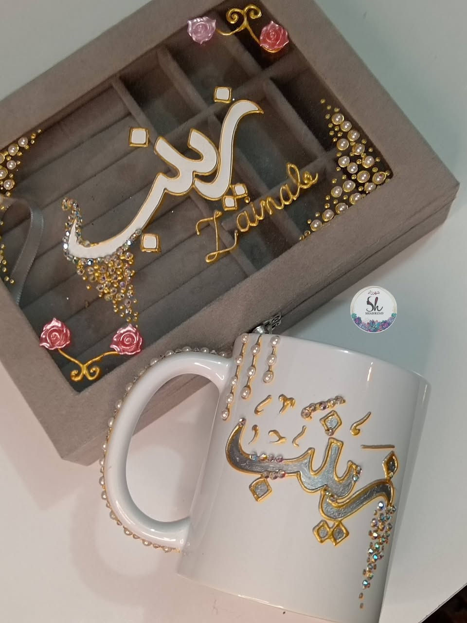 بوكس اكسسوارات طابق واحد مع مك فرفوري الشغل حسب الطلب يكون💓


**إذا كنت صاحب هذا الإعلان وتريد حذفه لأي سبب، رجاءا أرسل رسالة إلى الدعم الفني**