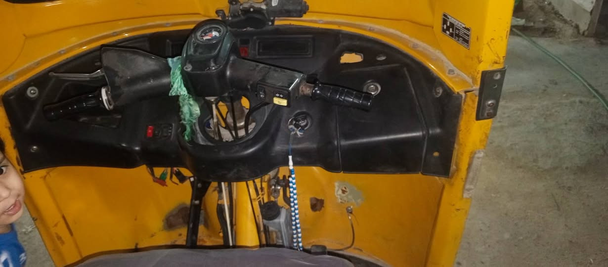 السلام عليكم تي في اس موديل 20 رقم ثاني يوم تحويل للبيع جادر جديد دوشمه ماصدات بك لايت كله جديد محرك مال ٢٣ مكاني الغزاليه السعر 5وبيها مجال حك الجيه
***********
