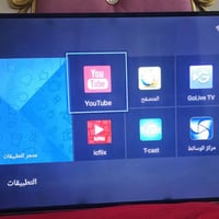 شاشة نوع DENK او DENKA حجم 43  ع النت  تشغل 4k  مستعملة بس بيهة مشكلة ...