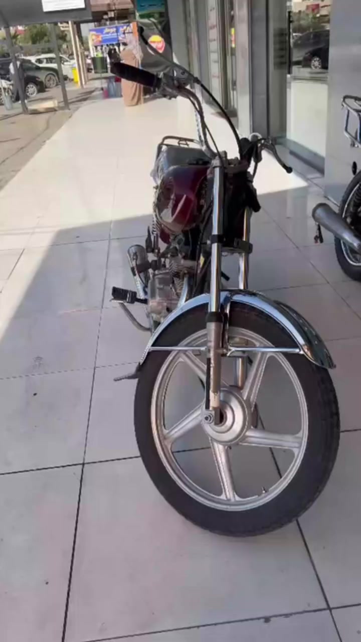 سلام عليكم اخوان نامه سوبر 2014 محرك مفتوح أي عيب مابي وياله وتايرات جديدات سعر 300 بي مجال كركوك رقم ***********
