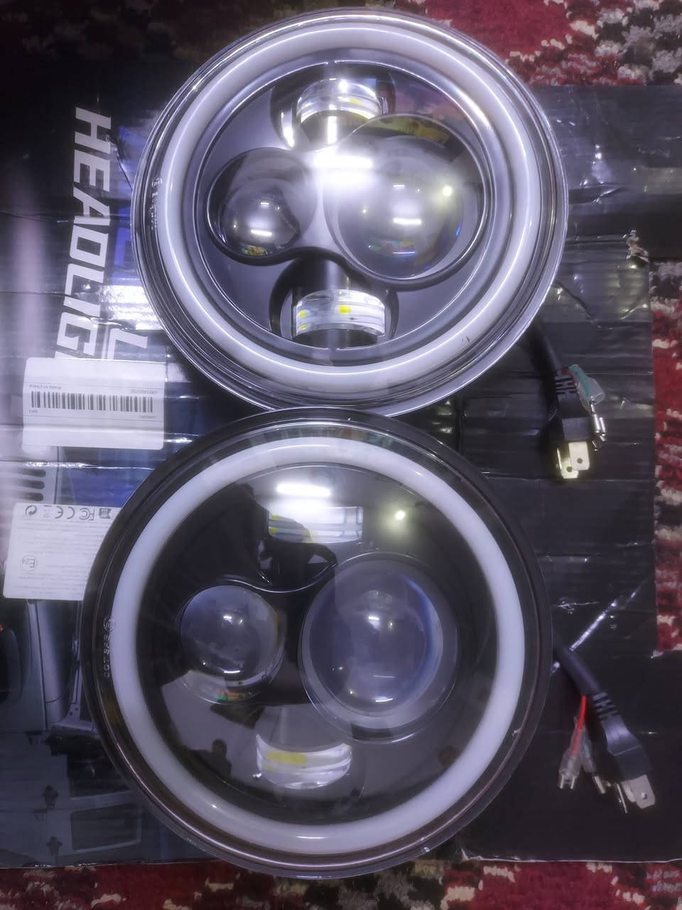 عدسات بهاذة الشكل سعر ٧٥ توصيل موجود.كل محافضات العراق امزون دي احل ال اصلي  *********** ديوانية
