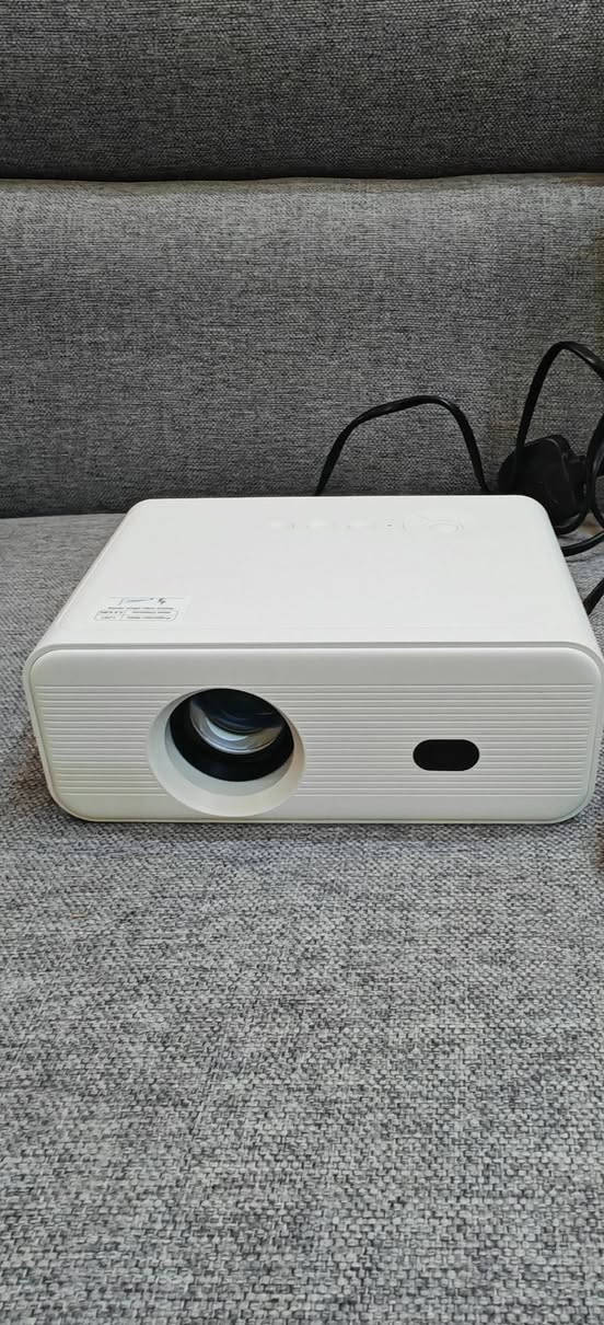 داتا شو للبيع السعر 75 الف مع التوصيل للاستفسار الاتصال بالرقم ***********
