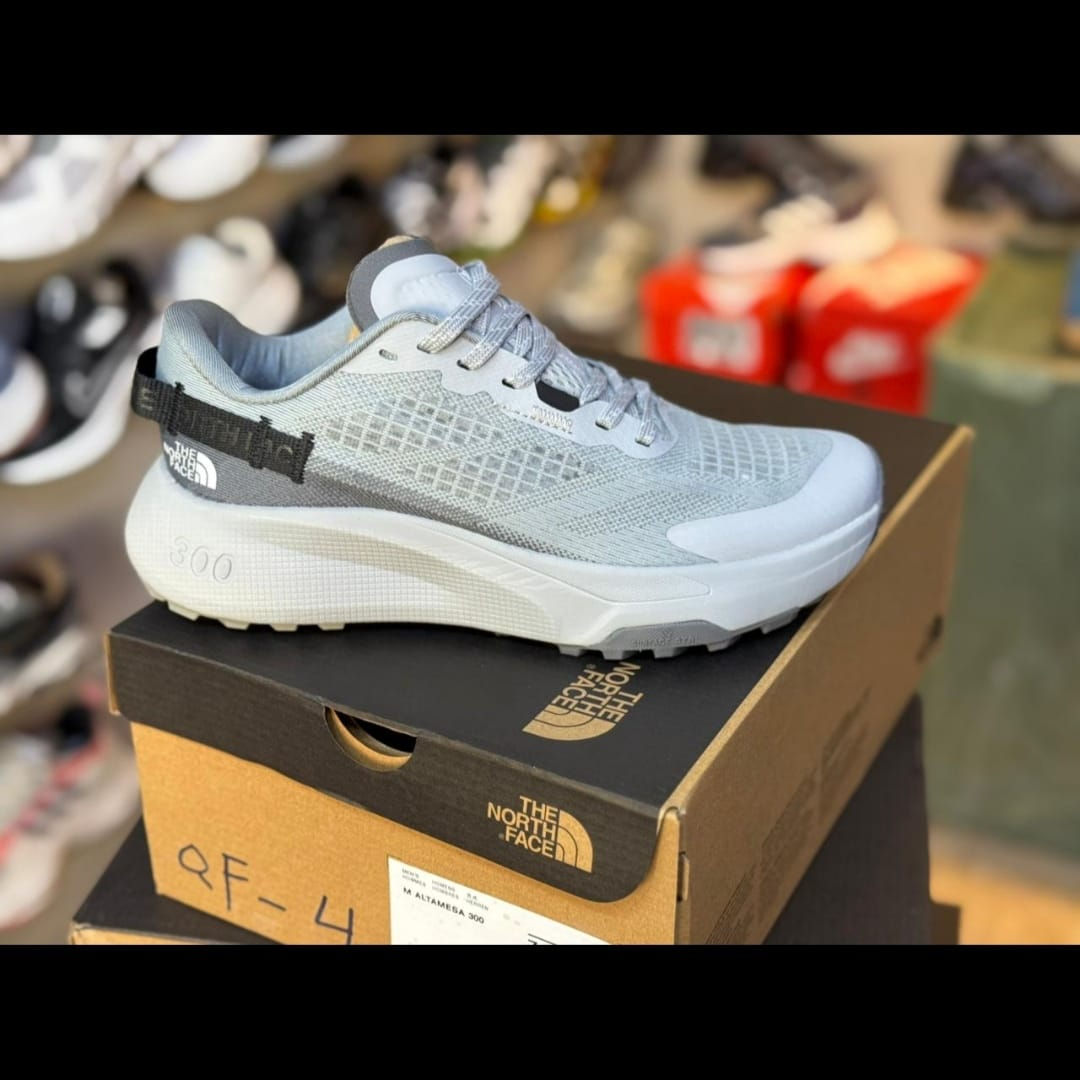 🔥💎👟The North Face 👟💎🔥
📍جمله فقط 🤚🏻 
📌قياسات40-45
توصيل لكافة محافظات سوريا و العراق 🚕
لتواصل والحجز تواصل على واتساب 📞📱 
واتساب 📞 009647502019105 📞 
#سوريا #العراق #جملة #مودل #جديد #ستايل #احذية #توزيعات #ستايل #اطلب
