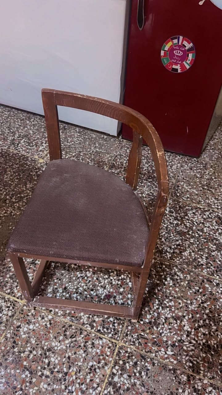 ميز للبيع السعر ٥٠وبي مجال بي نقص كرسي العنوان البلديات حي التراث مابي توصيل


**إذا كنت صاحب هذا الإعلان وتريد حذفه لأي سبب، رجاءا أرسل رسالة إلى الدعم الفني**