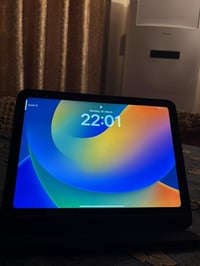 ايباد جيل العاشر • ٦٤ جيجا • يجي وية كفر