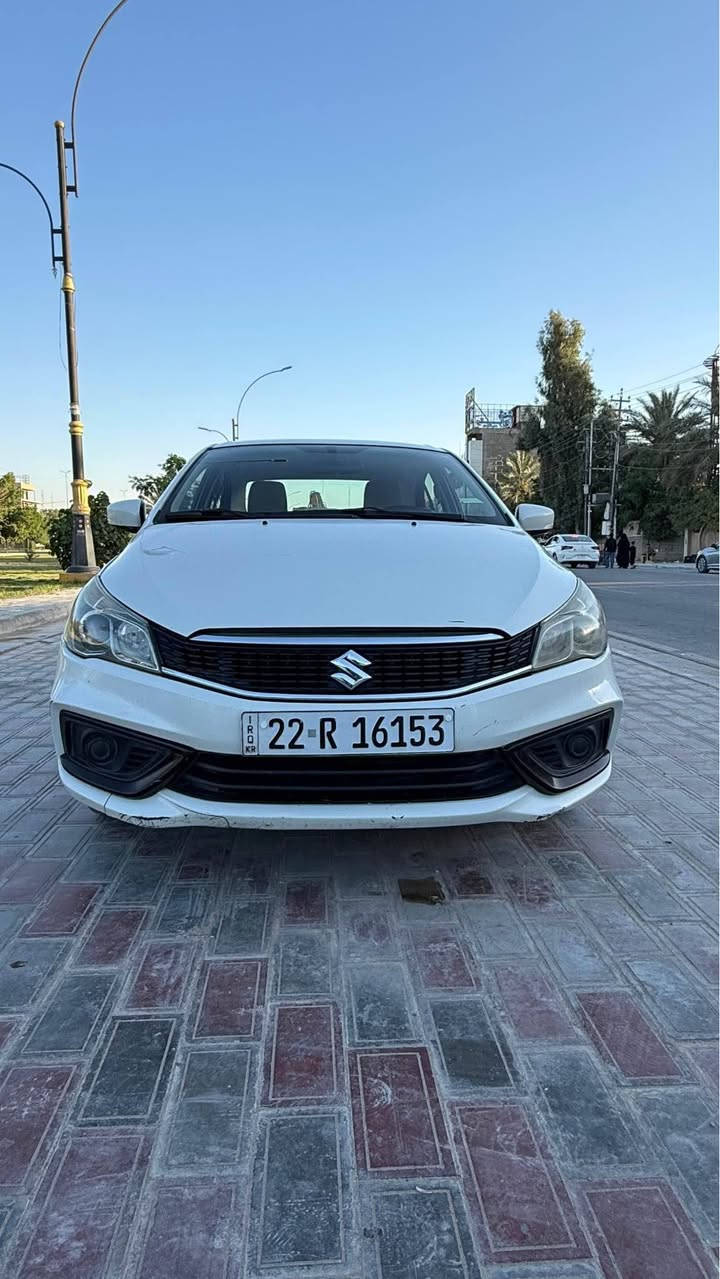 السلام عليكم 
سوزوكي سياز 2023
ماشية 100 km
بدون نقص 
محرك 1500 جدا اقتصادي
بيها 5 قطع صبغ
صور السونار مرفقة
السعر 78
مكاني كربلاء 
رقمي *********** Miłki, Powiat Giżycki

