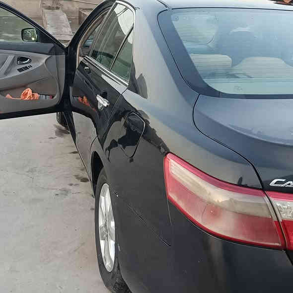 السلام عليكم
كامري LE 2009 وارد امريكي

 حادثها جاملغ امامي ايمن 

مكينه 2400 4 سلندر vvt بلادي 

السياره بلاديه وجاهزه خير من الله يرادلها تبديل راديتر تبريد فقط لان مزروف 

السعر 95 ورقه وبيها مجال

العنوان بغداد.    ***********
