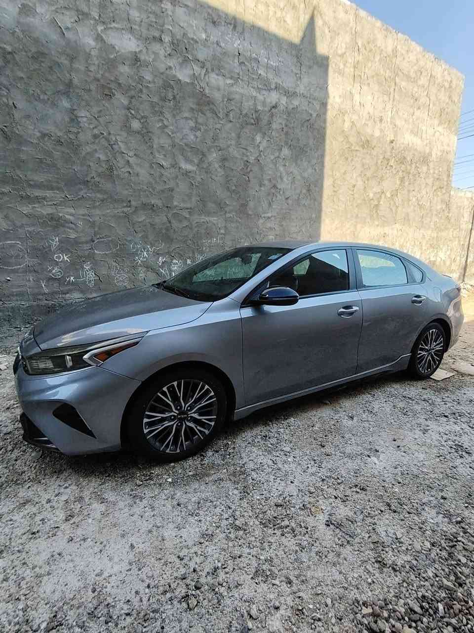 فورتي مديل 2023 رقم بغداد بأسمي شرط التحويل سياره فول مواصفات عده الفتحه جيتي لاين ماشيه 54 مايل حقيقي سياره جديده كلش وكامله  تبريد ثلج ❄️ سياره بصمه كشنات جلد تحكم فول رادارات جانبيه وامامي مكاني بغداد 

حادثه السيارة جاملغ امامي اليسار  ايرباك استرين و البرده اليسار فقط( سونار) السياره بالمنشور 

السعر : 155 

 بغداد  / ***********
