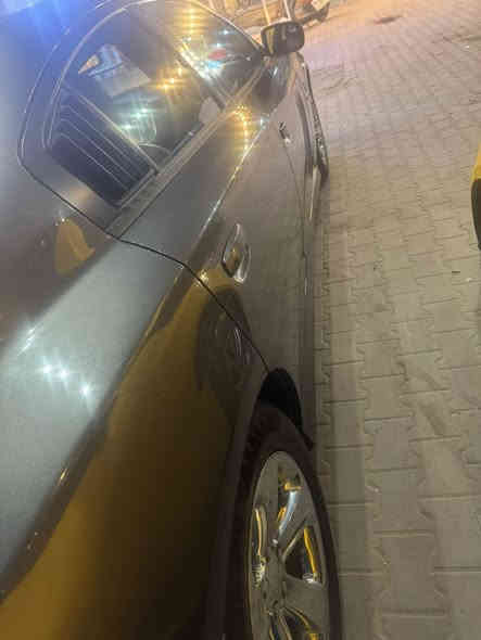 جارجر 14 اصل
RT 5700
مواصفات عادية 
شاشة جبيرة 
كير عصة
كامرة
كرسي كهرباء
تدفئة كراسي
حادثها من امريكا سرقة ٣ قطع امامية وباب السايق كلير وهنا بالعراق صار الباب خلف السائق مبدل بلاد والجاملغ راجع حار ومصبوغ قليل مثل ما موضع بالصور
نقصها س بطاله يرادلها
السعر ١٣٥ وبيها مجال
بغداد مدينة الصدر
***********
