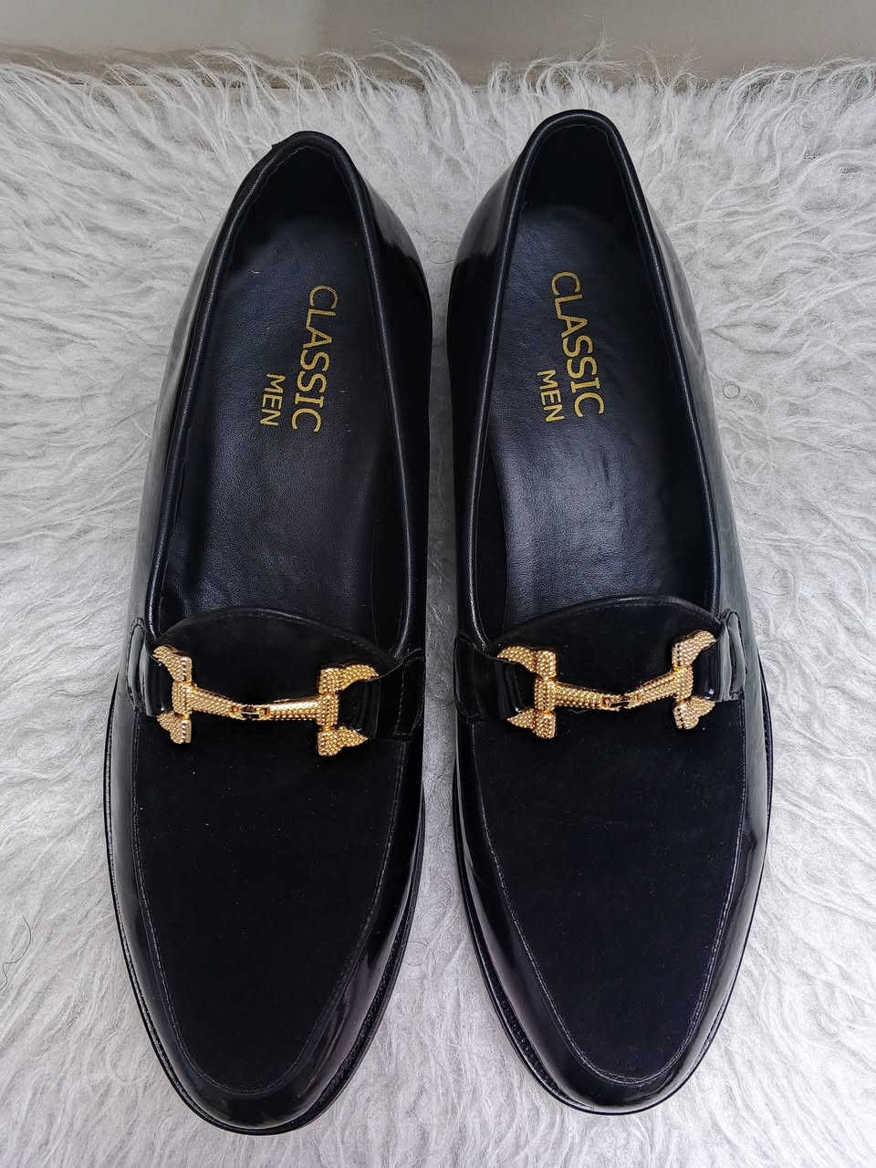 روغان تركي قياس 43 ملبوس ساعتين فقط 35 توصيل 5 الاف داخل بغداد ***********
