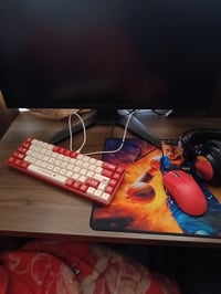 تجميعه كيمنك كامله  للبيع. 800  ماوس اصلي استجابه سريعه مع كيبورد كذال...