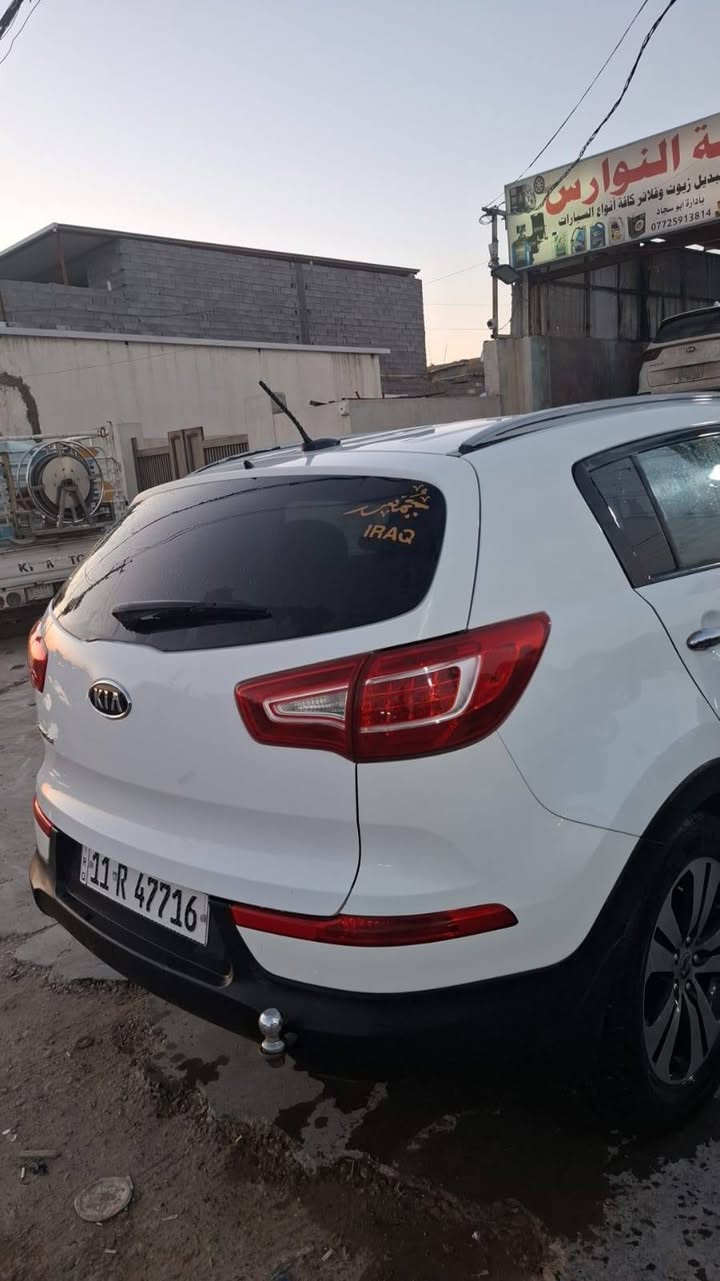 سلام عليكم سبورتج البيع موديل ٢٠١٢ وارد امريكي سياره خير من الله نضافه فول مكينه بيه جديده قبل ٥ تشر من شديته ٢٤٠٠ كير مسويله ادامه تايرات جدد صدر كله بدله جديد تخم سمعات جدد ستم وارد بيه بنيد بدل ولجملغ نفسه مرجع يعني معمر ادامه كامله مسويله سياره احله من الصوره عارضه ١٣٣ وبيه مجال هاذ رقمي ***********
