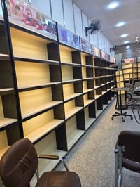 المحل للبيع استفسار أكثر الاتصال على الرقم 07828888250 واتساب