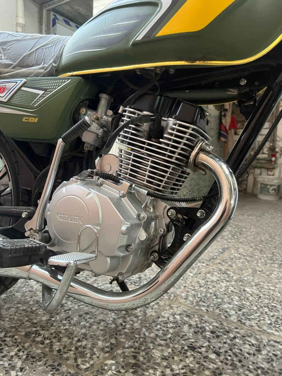 السلام عليكم دراجه ايراني مكينه 150cc الدراجه ماشيه 2000 الدراجه كفاله عامه
سعره 850
*********** للتواصل
