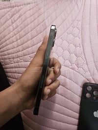 آيفون ١٣ برو ماكس • ٢٥٦ • بطارية ٨٢%