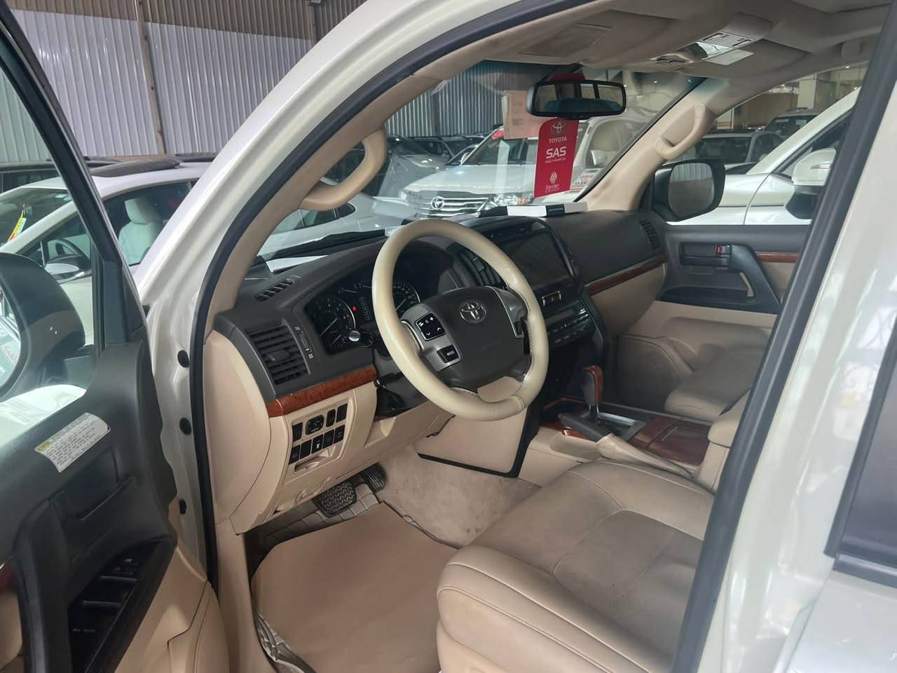موديل 2014 G.X.R V.6 يةك تةحديلي هةية باقي هيجي نية بريمي دةرةجة يةك 190000km گيرو مةكينة بةشةرت نةكراوةتةوة أربيل, العراق


**إذا كنت صاحب هذا الإعلان وتريد حذفه لأي سبب، رجاءا أرسل رسالة إلى الدعم الفني**