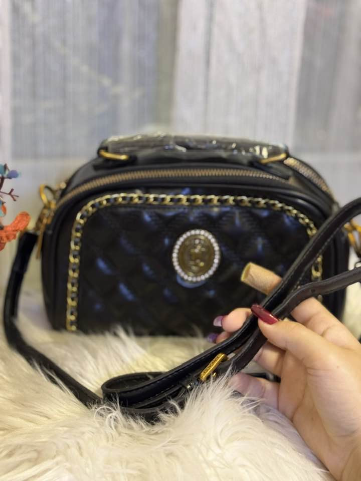 حقيبه ماركه Steve Madden امريكيه


**إذا كنت صاحب هذا الإعلان وتريد حذفه لأي سبب، رجاءا أرسل رسالة إلى الدعم الفني**