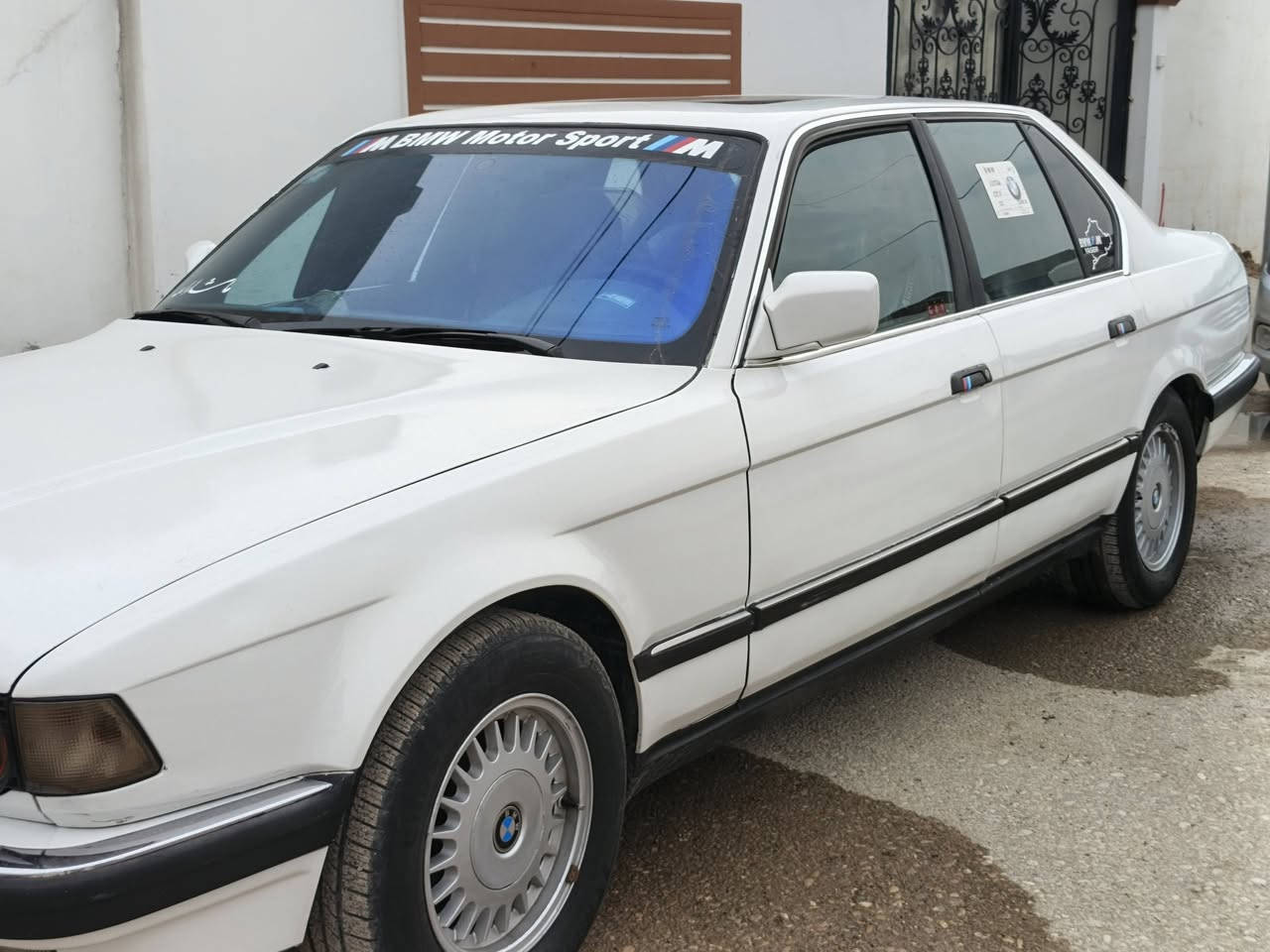 بي ام البيع موديل 1991حجم730 المكينه امبدل جيدي لا صرف لا بخار السياره صبغ عام بدون دواخل خرفته جديد بطاقه بانزين سنويه جديد  تايرات جديد بكان السياره كركوك السعر ٥٥الرقم ***********
