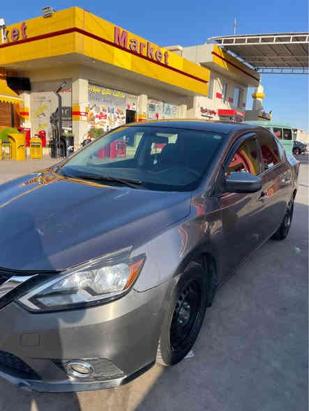 للبيع نيسان سينترا 2017
مواصفات sv بصمه كامره
رقم و سنوية و هزة كلهم جديد تحويل وكالة  بشرط 
تايرات جديد ، تبريد ثلج سيارة جاهزة من كل نواحي  
بيها اربع قطع صبغ 
سعرها 103 بيها مجال

*********** اكر
