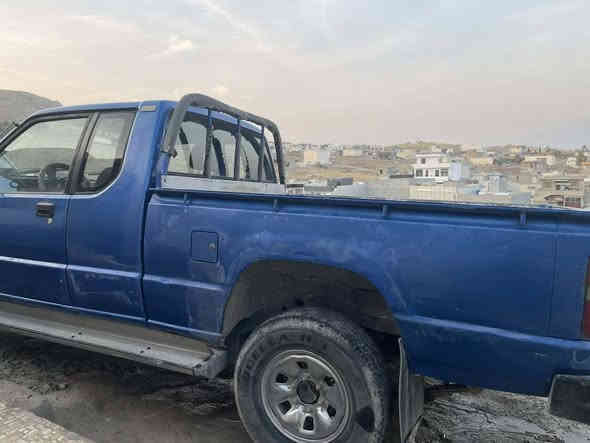 پيكاب مستربوشى موديل 90 رقم سليماني رقم و سه نه وى تازه يه گير و مه كينه به شه رت به شه رتى ته حويل نرخى 42 وه ره قه.
***********
*********** السليمانية
