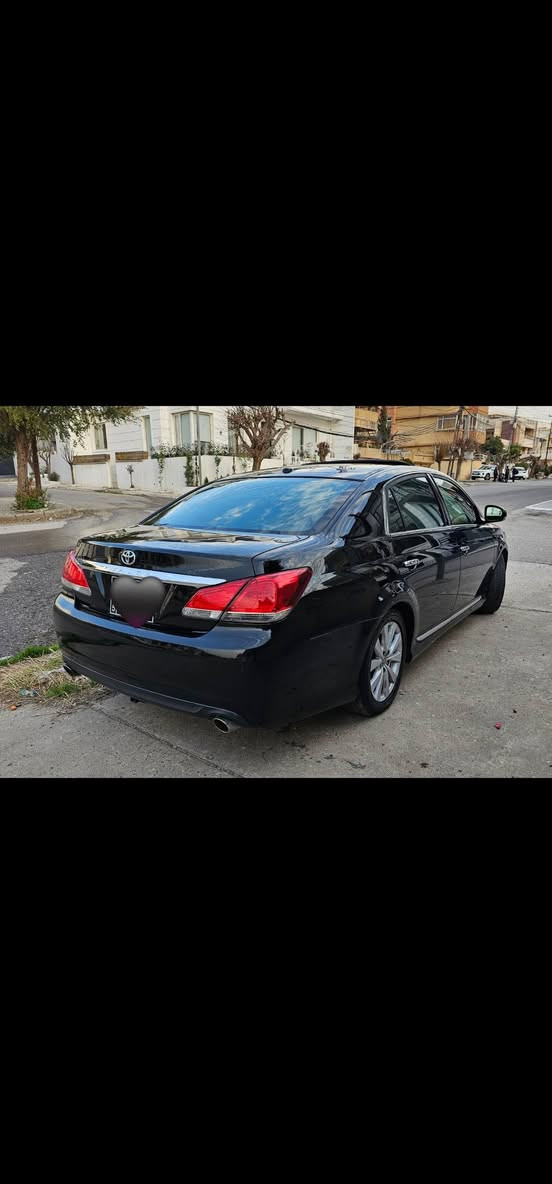 تۆیۆتا ئەڤەلۆن  ئەمریکی ساغ بێ ڕەقەم  ٢٠١١
بەصمەو صلايده كوشن خەزنە کوشن جلدو  ساردو گەرمە تەنیا ناوزەرد نییە  ١٨٥ هەزار ڕۆشتووە 
نرخى ١١٤ وەرەقەو معامەلە 
*********** السليمانية, العراق
