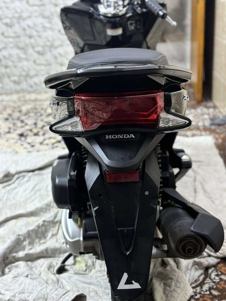 سلام عليكم دراجه bcx150
الدراجه المكاتبه تشهد شوكت نازله قبل شهر نازله 22

تتفئه بل اليدات دراجه نضيفه تخبل وبل العافيه على الياخذها 

سعر الدراجه 19وبها مجال حك الجيه

***********
