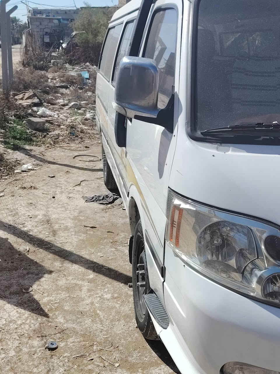 السلام عليكم فتون للبيع حره مصفره كفاله عامه جاهزه محرك كير اكسن صدر كله جديد مكاني نجف للتواصل ***********
