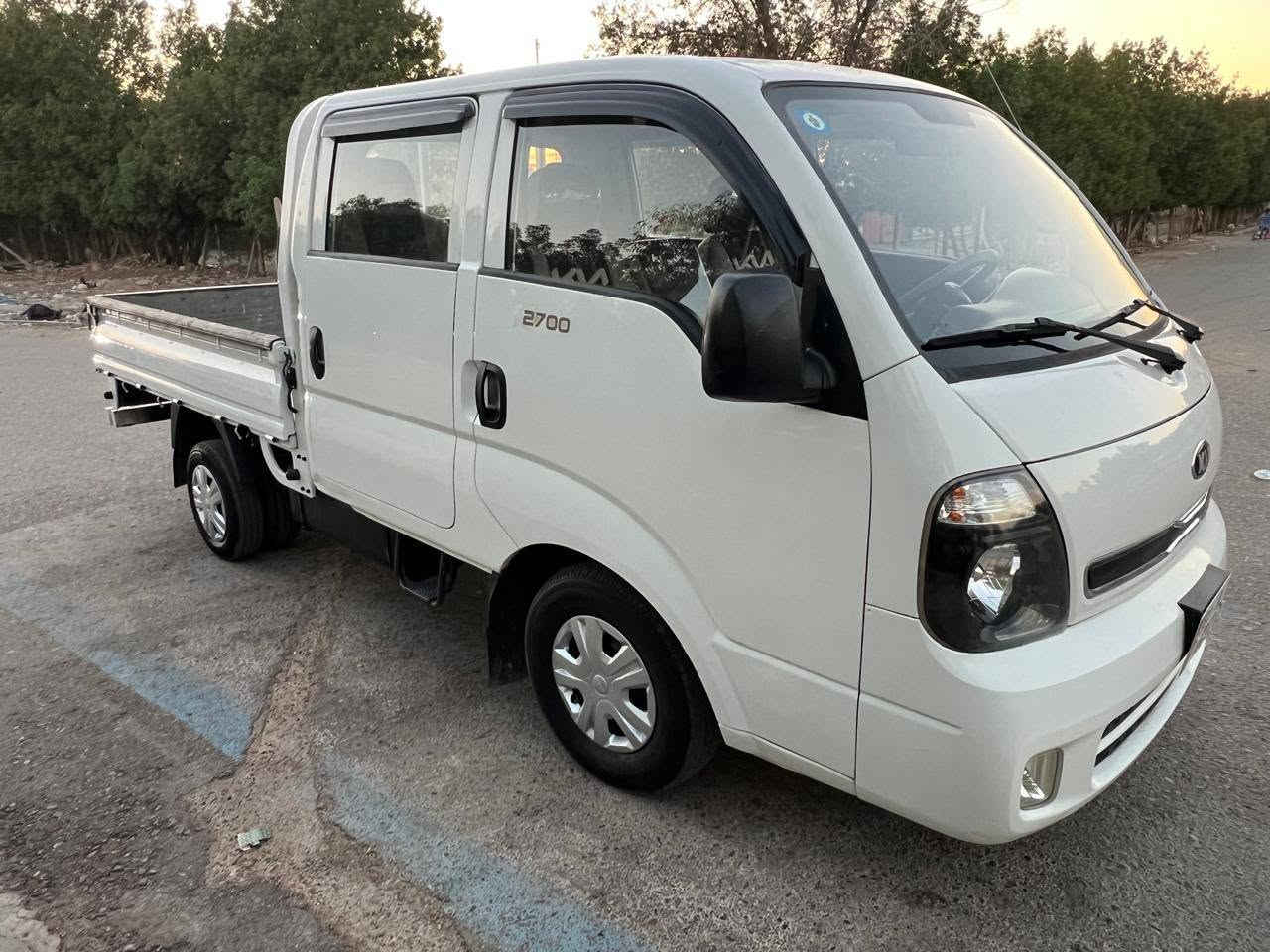 ***********
دبل قمارة موديل 16مرحرك 2700 رقم بغداد سنويه جديدة لحد 31 رقم جديد السيارة جديدة كلش مكفوله وضع شركه تبريد ثلج محرك وكير وكسن وشاصي كفاله المحرك بدون بخار بدون صبغ بدون حادث تخم تاير منضومه تبريد جديدة شرط التحول اذ موعقد مروري مابيع عنوان بغداد حي الامين السعر 135وبيها مجال بصيط ***********
