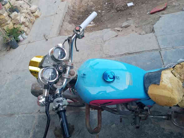 للبيع اوراق اوصولي مگينه ما مفتوحه دراجه حلوة غراضه جديده سعر 350
رقمي :***********
