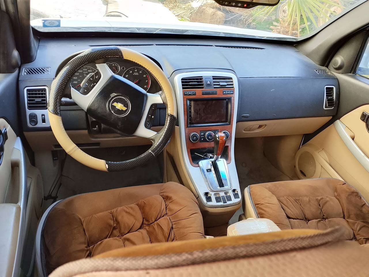 السلام عليكم كوينكس 2009للبيع رقم دولي كركوك السعر 65 وبيها مجال قليل المحرك بديه  تبخير الكير شرط مكاني صلاح الدين بيجي ***********
