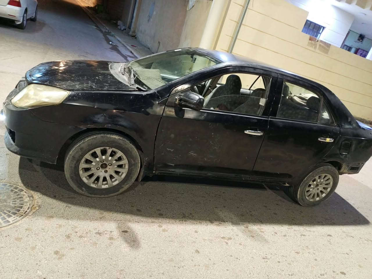 جيلي ام كي موديل 12 سوده رقم بغداد الماني سنويه ضايعه اتكفل سرقه او عشاير ساحب واجها  من مرور سيارة جاهزة عوزها بس دعاميه خلفيه او شوته سيارة بلادي كلها على وضع بلاد كير مكينه خير من الله حداديه 90 بل ميه صدر امامي خلفي جديد دبلات جدد سيارة جاهزة من كلشي سعرها 10 مكاني فلوجه سياره حتا اسبير وياها ويل كب تاير نص عمر ***********
