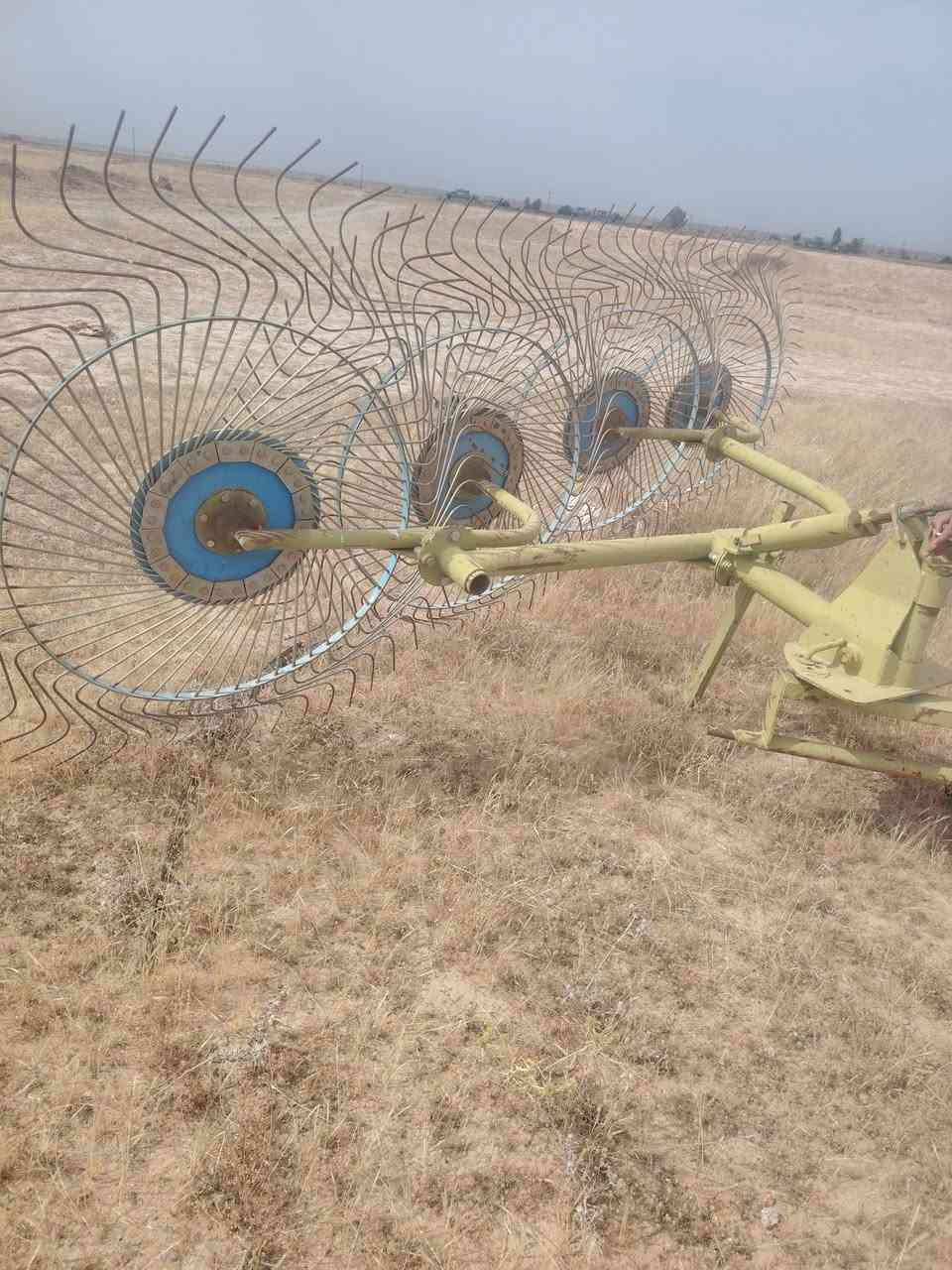 سويتر جديد مشتغل شي قليل المكان ديالى جلولاء ***********
