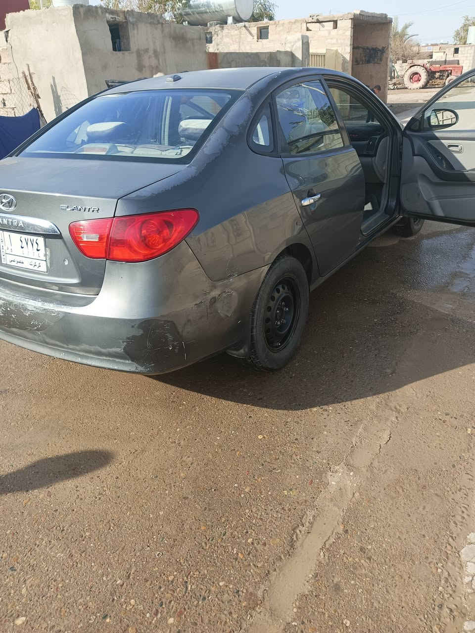 السلام عليكم النترا للبيع وارد امريكي بيها طخات خفيفه بدون دواخل كير محرك شرط تحويل شرط موديل 2007 السعر89 وبي مجال مكاني صلاح الدين تكريت العلم ***********
***********
