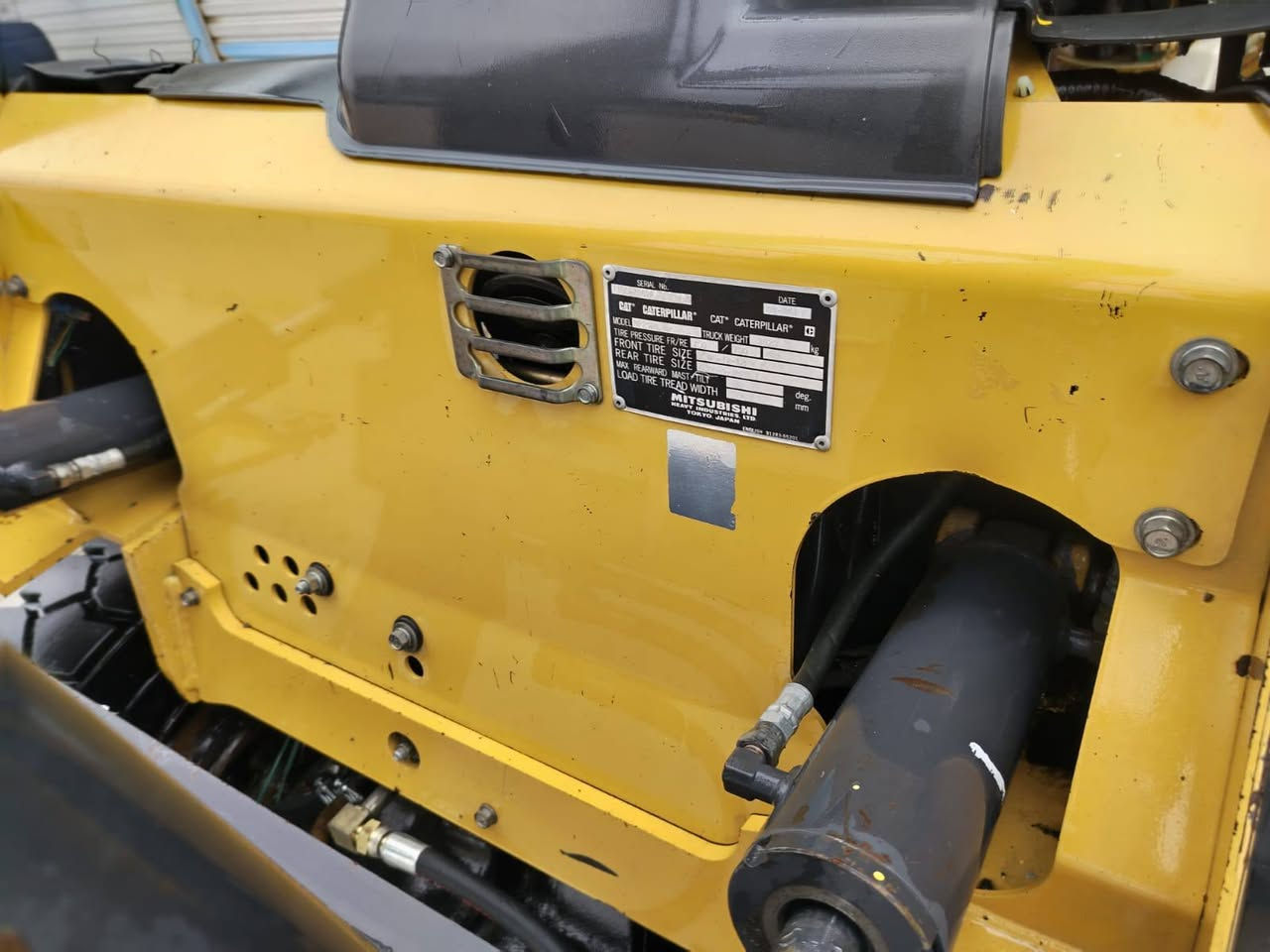 رافيعة 
الشوكيه كتر للبيع
م 2010
ح 2.5طن
حركتين 
كير ممفتوح 
ارتفاع 4امتار
ع كركوك حي صناعه
 تايرات جديد
سعر 68ورقه


**إذا كنت صاحب هذا الإعلان وتريد حذفه لأي سبب، رجاءا أرسل رسالة إلى الدعم الفني**