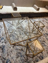 ميز حديد كويتي • ١م×١م • طبلات