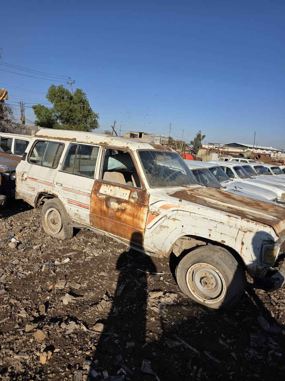 السلام عليكم سيارات للبيع مال مزاد مايسجلن
***********
