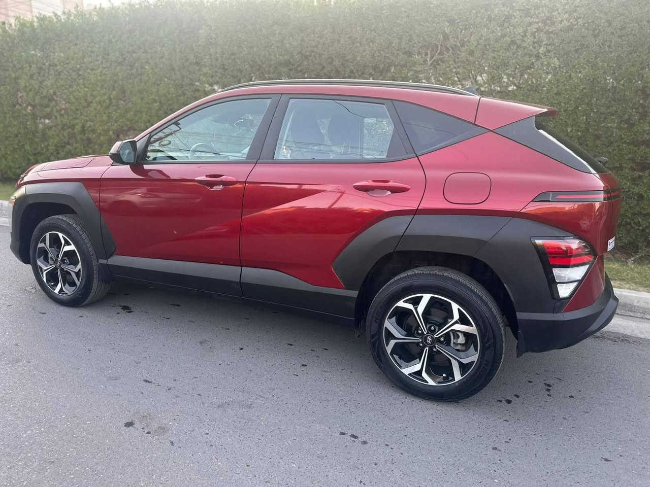 🔥 هيونداي كونا 2025 🔥
لون ماروني ملكي وفخم ✨

🚗 ممشى فقط 12 ألف كم — ممشى مميز جداً بحالة شبه جديدة

📍 رقم بغداد تحويل ثاني يوم

المواصفات:
✅ كاميرات 360 درجة
✅ لد نهاري 
✅ رادارات
✅ حساسات
✅ نقطة عمياء
✅ مثبت سرعة
✅ شاشة كبيرة متصلة
✅ بصمة أبواب وتشغيل
✅ تشغيل عن بعد
✅ أوضاع قيادة
✅ كار بلي 
✅ لد نهاري
✅تحكم ستيرن+ قياده ذاتيه 
✅محرك 2000 دوش المرغوب
✅ هاند بريك بصمه 
✅ ويل كب 18
💪وارد أمريكي
الحادث فقط بونيد بدون دواخل وكما موضح بالصور

💰 السعر: 17,500 دولار
بيه مجال بسيط للجادين

📞 للتواصل واتساب:
***********
أو مراسلة الصفحة
