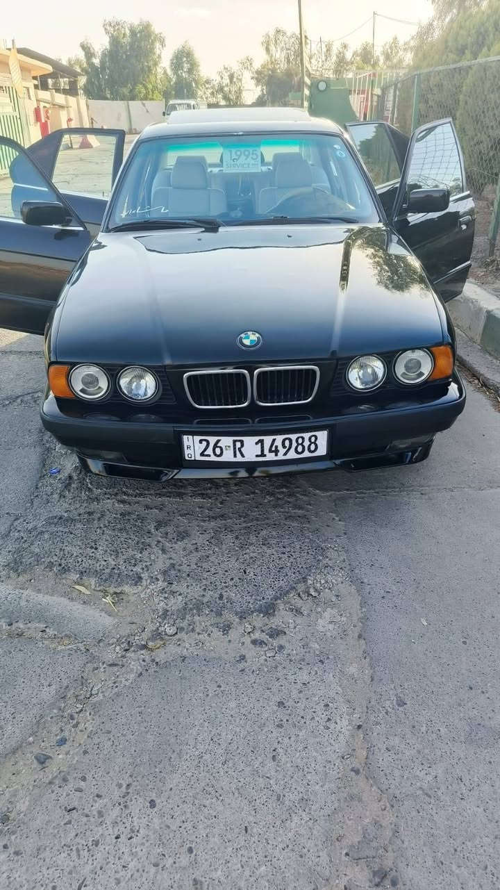 سلام عليكم
اعادة النشر سبب الوعود الكاذبه 
بي ام 525 بجم عريض موديل 1994البيع 

1محرك مسكر فانوس

2كير اوتوماتيك 

3تبريد شغال بصيف تلج 

4اربع جامات كهرباء فتحه سقف 

5دوشمه جديده الكل الغرفه 

6منضومت زنون عالي ناصي 

7 اربع تايرات جدد 

8مصبوغه عام الجماليه فقط قبل 6اشهر 

9هزه جديده وسنويه الى 2030

10كير ومحرك بشرط 

السياره بسمي تحويل مباشر مكاني صلاح الدين سامراء الاستفسار اكثر ***********

السعر 72وبيها مجال شي قليل
