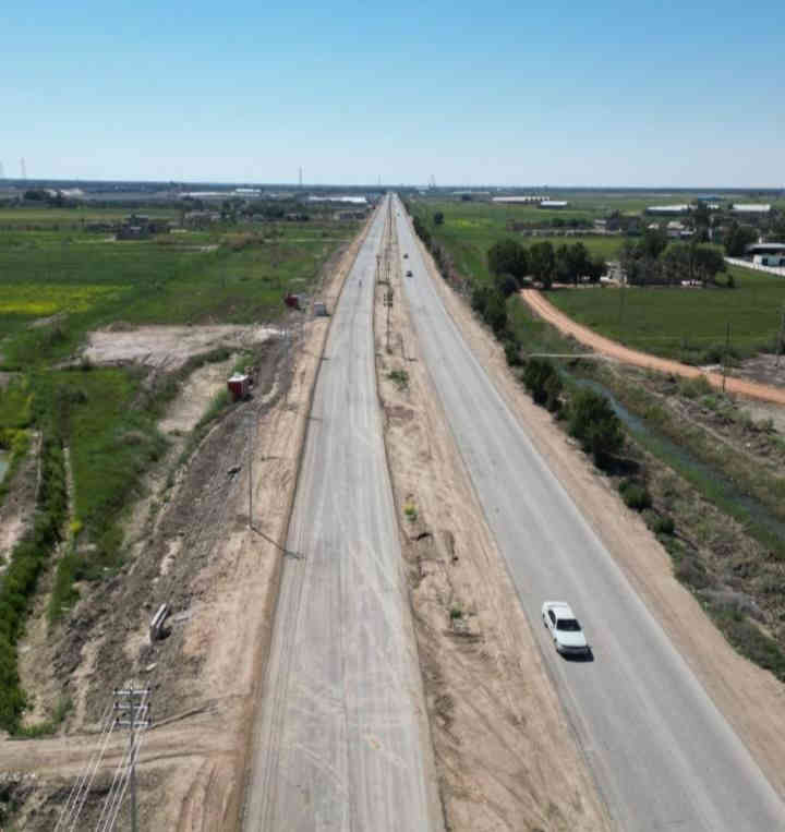 قطعة ارض موقعه راقي شارع عام  طابو زراعي سند ٢٥ شارع كفل نجف  شارع  عام قبل سيطرة النجف ٧٠٠م  متر المساحة الارض ٥٣ دونم  الواجهة ٨٠ م تصلح سكن او مزرعة او معمل او قطع اراضي وترهم كذلك مزرعة الارض خالية من المشاكل سنده جديد  بأسم شخص واحد  سعر الدونم ٨٠ مليون قابل للتفاوض رقم وتساب لمعرفة التفاصيل ***********
