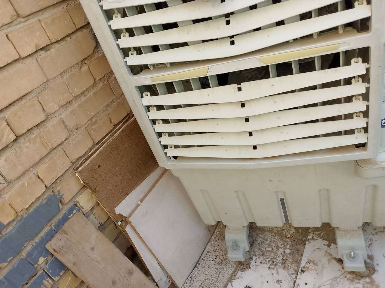 مستعجل طباخ بل ٦٠ الف النجف مروحت درج ملابس عبيات  تفزيوان.  حذيت جيده بل ٧ الف مستعمل ع الف رجل ونساء


**إذا كنت صاحب هذا الإعلان وتريد حذفه لأي سبب، رجاءا أرسل رسالة إلى الدعم الفني**