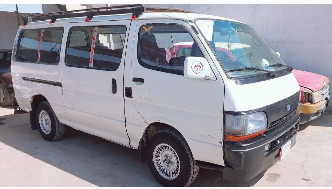 @أبرز المعجبين
تويوتا هايسا موديل ٩٤ رقم ديالى سنويه جديده تحويل اكو وكاله محرك ونجي دجه ناصي سياره كير محرك صدر كهربائيات كل شغال مابيها اي نقص 
العنوان:ديالى دلي عباس مدخل الحي الصناعي 
هاتف ☎️ :***********
